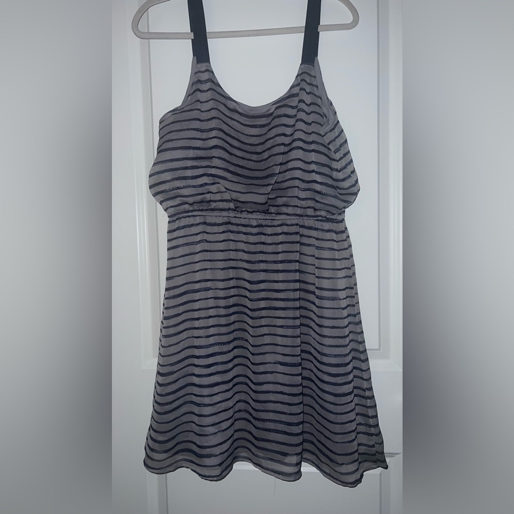 Xhilaration Gray and Navy Striped Top XXL